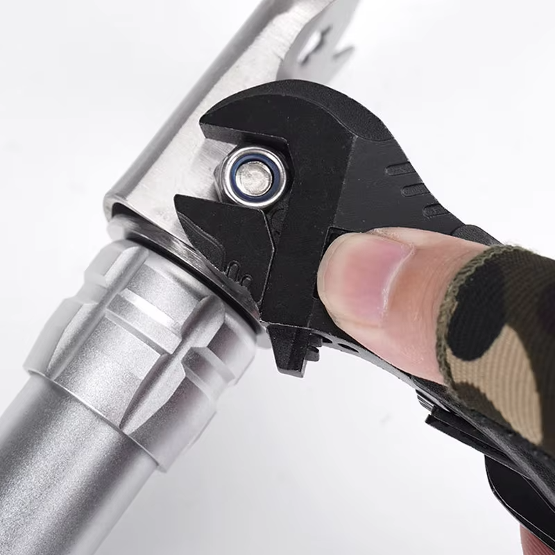 Adjustable Wrench Emergency Spanner Wrench Tools Hand Tool Survival Tactical Spanner Adjustable Outdoor Multitool Wrench - 图片 3